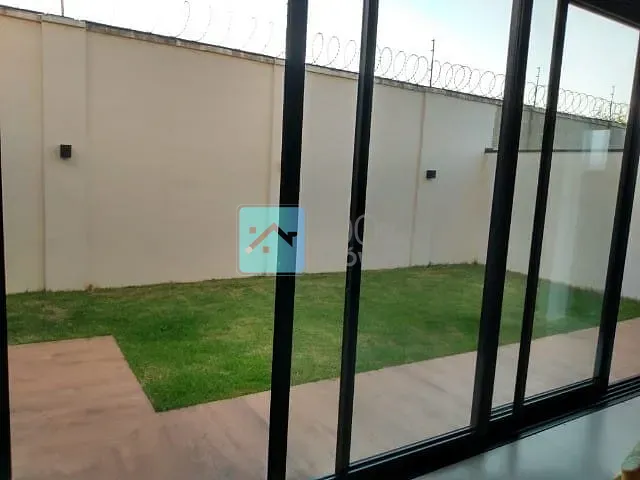 Casa com 300m² 3 quartos e 3 banheiros, à venda, no bairro Estiva em Estiva