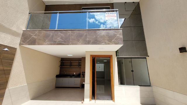 Casa 3 quartos e 3 banheiros, à venda, no bairro Grã-Duquesa em Governador Valadares