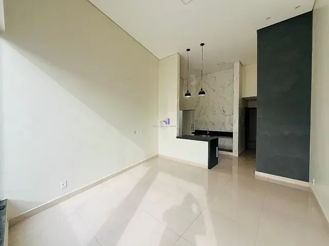 Casa com 248m² 3 quartos e 2 banheiros, à venda, no bairro Setor Presidente Kennedy em Luziânia