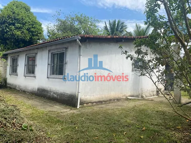 Casa 3 quartos e 2 banheiros, à venda, no bairro Bracuí (Cunhambebe) em Angra dos Reis