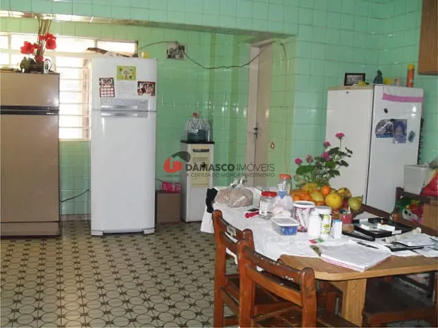 Casa com 600m² 4 quartos e 1 banheiro, à venda, no bairro Santa Maria em São Caetano do Sul