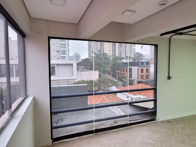 Prédio à venda ou para alugar, no bairro Vila Mariana em São Paulo