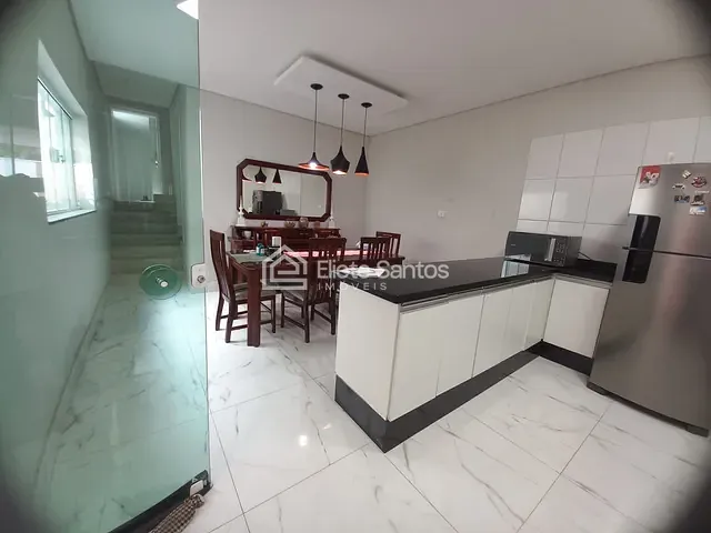 Casa com 233m² 3 quartos e 3 banheiros, à venda, no bairro Vila Jones em Americana