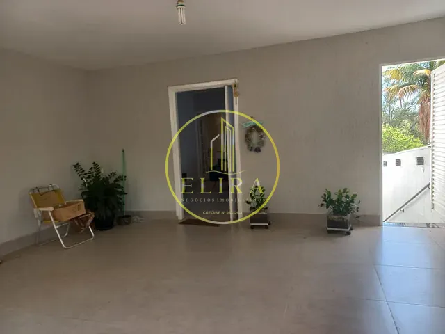 Casa com 233m² 3 quartos e 3 banheiros, à venda, no bairro Vila Jones em Americana