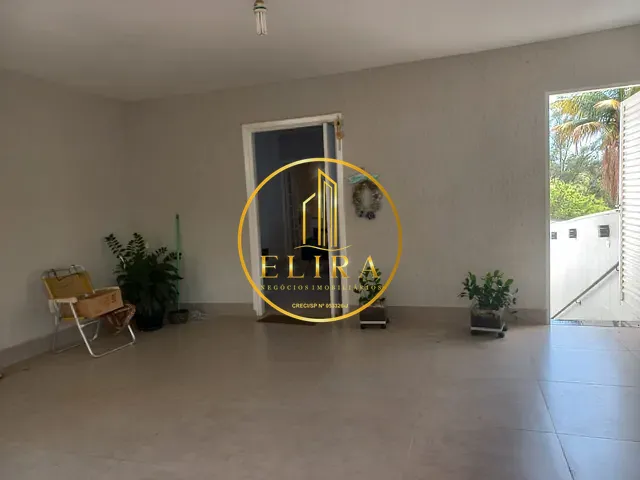 Casa com 233m² 3 quartos e 3 banheiros, à venda, no bairro Vila Jones em Americana