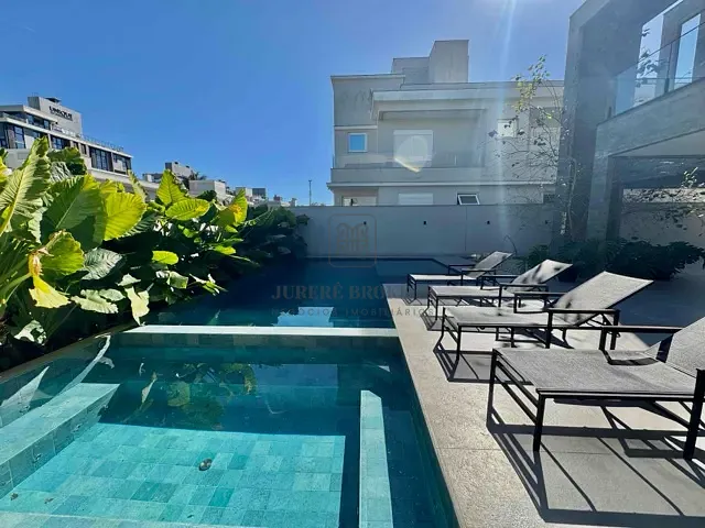 Casa 5 quartos e 7 banheiros, à venda ou para alugar, no bairro Jurerê Internacional em Florianópolis