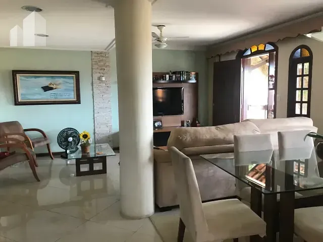 Casa com 256m² 4 quartos e 4 banheiros, à venda, no bairro Parque Horizonte em Nova Iguaçu