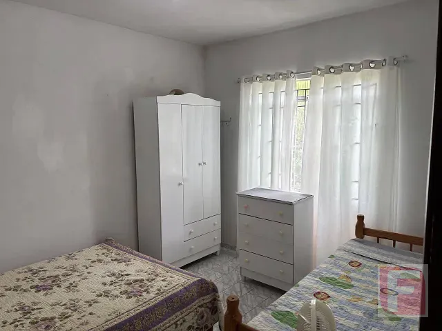 Casa 3 quartos e 2 banheiros, à venda, no bairro Rainha em Itapoá