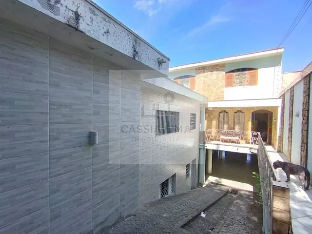 Casa com 254m² 6 quartos e 2 banheiros, à venda, no bairro Cidade Mãe do Céu em São Paulo