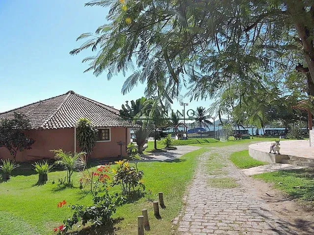 Casa 4 quartos e 2 banheiros, à venda, no bairro Praia do Siqueira em Cabo Frio