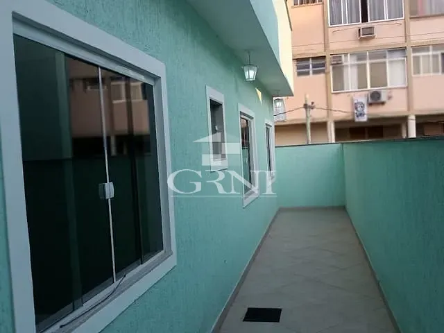 Casa com 160m² 2 quartos e 1 banheiro, à venda, no bairro Marechal Hermes em Rio de Janeiro