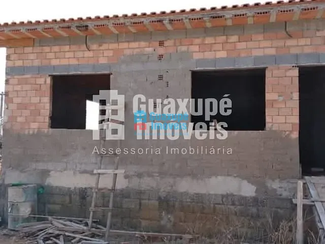 Casa com 325m², à venda, no bairro Vila Bueno em MUZAMBINHO