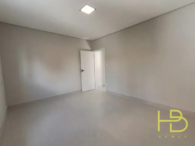Casa 3 quartos e 1 banheiro, à venda, no bairro Vila Augusta em Sorocaba