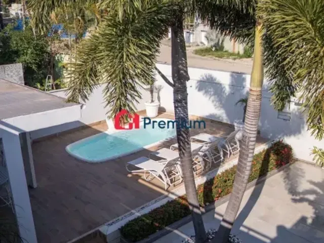 Casa 4 quartos e 5 banheiros, à venda, no bairro Guaratiba em Rio de Janeiro