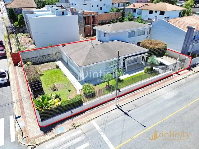 Casa 5 quartos e 4 banheiros, à venda, no bairro Centro em Rio Negro