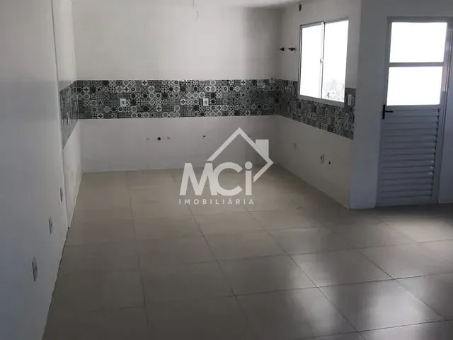 Casa com 137m² 3 quartos e 2 banheiros, à venda, no bairro Cassino em Rio Grande