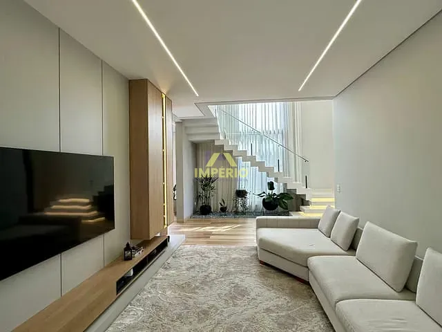 Casa com 417m² 3 quartos e 4 banheiros, à venda, no bairro Portal dos Bandeirantes Salto em Salto