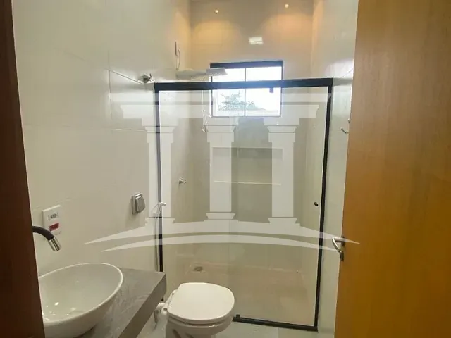 Casa com 360m² 3 quartos e 1 banheiro, à venda, no bairro Residencial Paris em Sinop