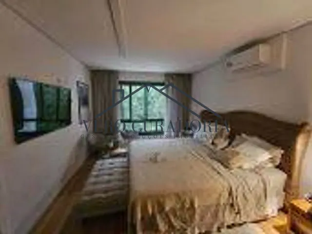 Casa com 355m² 3 quartos e 3 banheiros, à venda, no bairro Cézar de Souza em Mogi das Cruzes