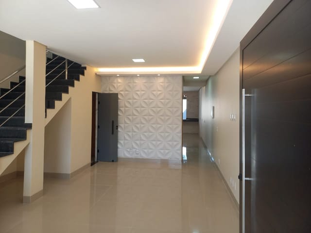 Casa com 186m² 4 quartos e 5 banheiros, à venda, no bairro Setor Jaó em Goiânia