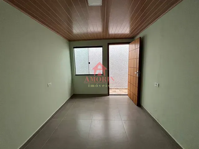 Casa 1 quarto e 1 banheiro, para alugar, no bairro Fazendinha em Curitiba