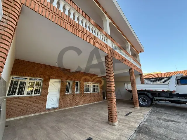 Casa com 300m² 3 quartos e 3 banheiros, para alugar, no bairro Dom Bosco em Jaguariúna
