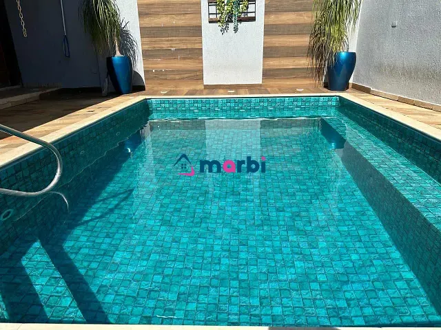 Casa com 376m² 4 quartos e 3 banheiros, à venda, no bairro Centro em Americana