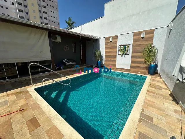 Casa com 376m² 4 quartos e 3 banheiros, à venda, no bairro Centro em Americana