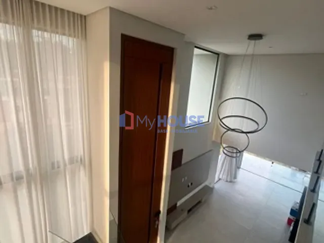 Casa com 502m² 4 quartos e 5 banheiros, à venda, no bairro Nossa Senhora da Vitória em Ilhéus