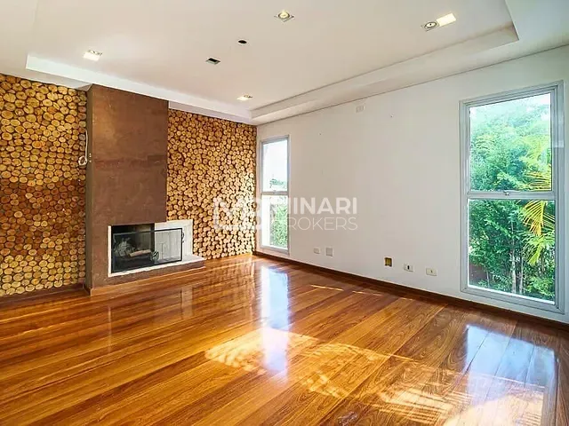 Casa com 517m² 4 quartos e 6 banheiros, à venda, no bairro Tamboré em Santana de Parnaíba