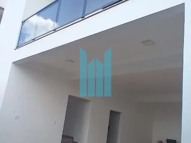 Casa com 300m² 3 quartos e 3 banheiros, à venda, no bairro Jardim Santa Rita em Poços de Caldas