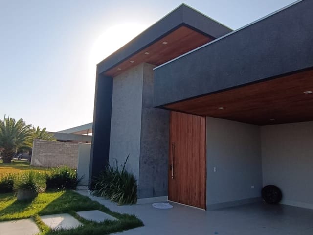 Casa com 390m² 3 quartos e 3 banheiros, à venda, no bairro Residencial Bellevie em Cambé