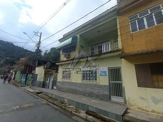 Casa com 200m² 2 quartos e 2 banheiros, à venda, no bairro Frade (Cunhambebe) em Angra dos Reis