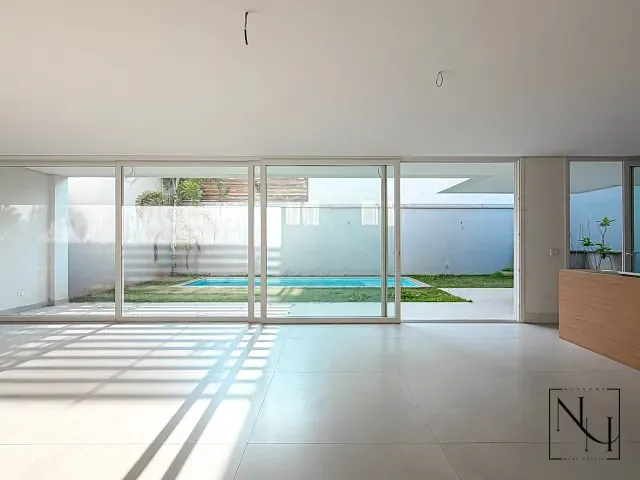 Casa com 427m² 4 quartos e 6 banheiros, à venda, no bairro Campo Belo em São Paulo