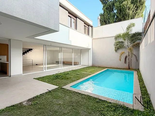 Casa com 427m² 4 quartos e 6 banheiros, à venda, no bairro Campo Belo em São Paulo