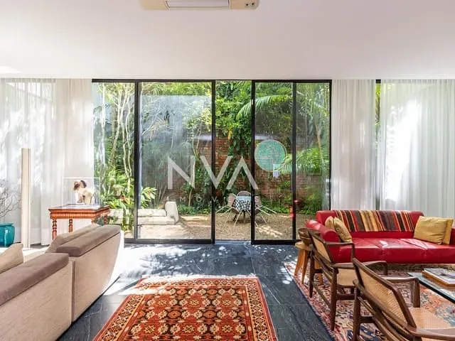 Casa com 524m² 3 quartos e 4 banheiros, à venda, no bairro Jardim Botânico em Rio de Janeiro