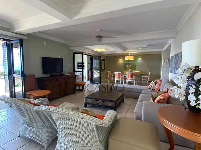 Casa com 400m², à venda, no bairro Centro em Porto Belo