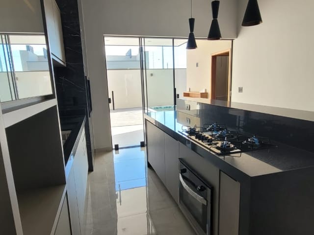 Casa com 327m² 3 quartos e 3 banheiros, à venda, no bairro Jardim Botânico em Olímpia