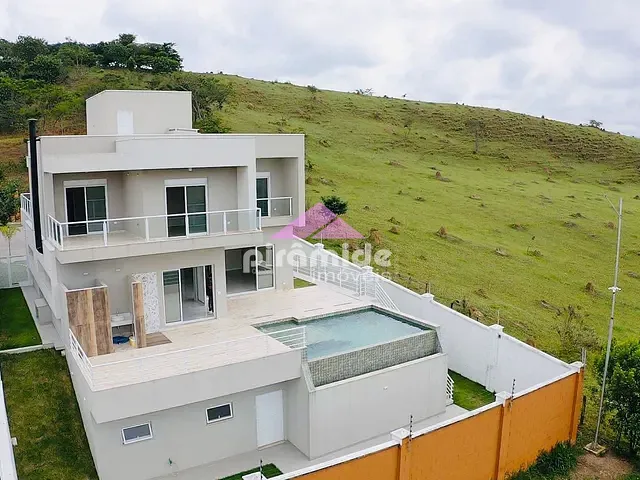Casa com 568m² 4 quartos e 6 banheiros, à venda, no bairro Urbanova em São José dos Campos