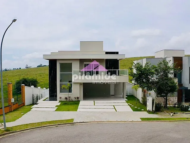 Casa com 568m² 4 quartos e 6 banheiros, à venda, no bairro Urbanova em São José dos Campos
