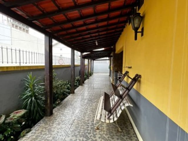 Casa com 1000m² 5 quartos e 4 banheiros, à venda, no bairro Exsistência do Bosque em Rio das Ostras
