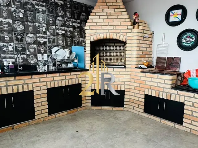 Casa com 200m² 3 quartos e 3 banheiros, à venda, no bairro Cidade Dutra em São Paulo