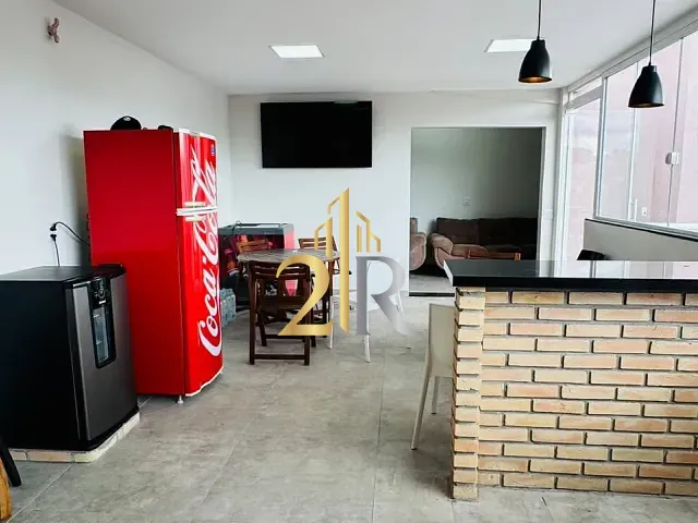 Casa com 200m² 3 quartos e 3 banheiros, à venda, no bairro Cidade Dutra em São Paulo