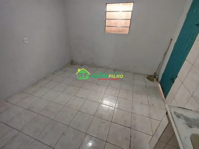 Casa com 60m², para alugar, no bairro Todos os Santos em Teresina