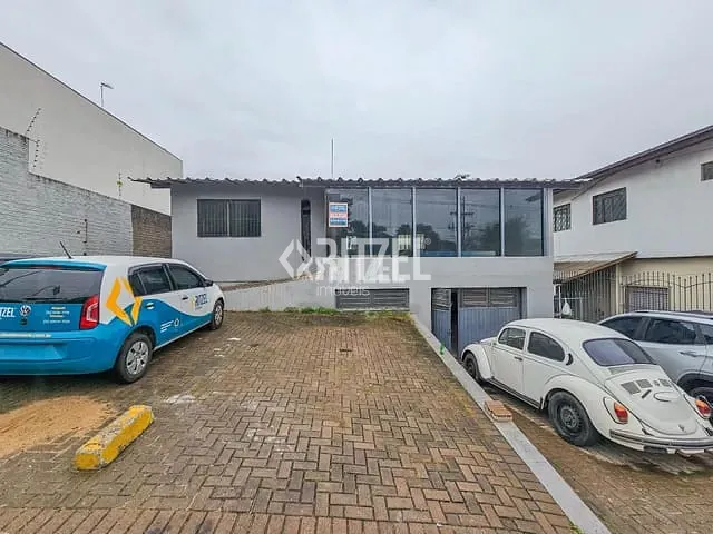 Casa com 420m² 2 quartos e 3 banheiros, para alugar, no bairro Industrial em Novo Hamburgo