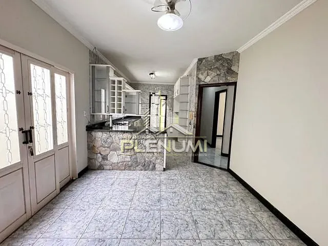 Casa com 300m² 3 quartos e 3 banheiros, à venda, no bairro Jardim América em Rio Claro