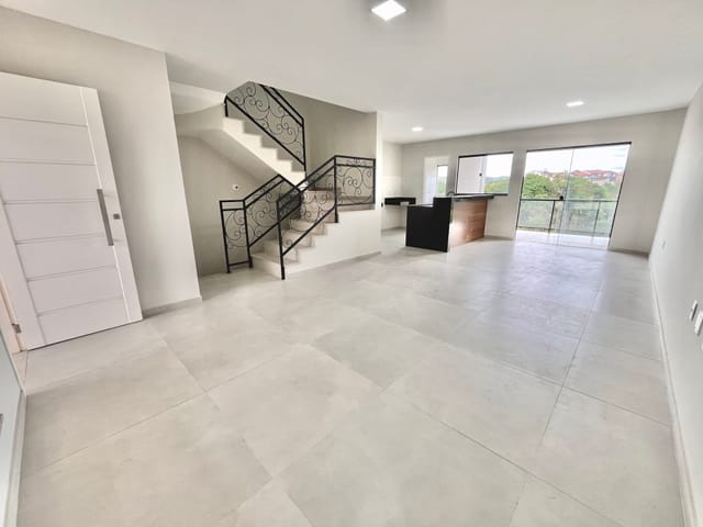Foto do Casa - Casa recém construída com 3 quartos e  amplo espaço no subsolo para construção, localizada no loteamento Mata Atlântica, Jardim Belvedere em Volta Redonda | Residence Imobiliária
