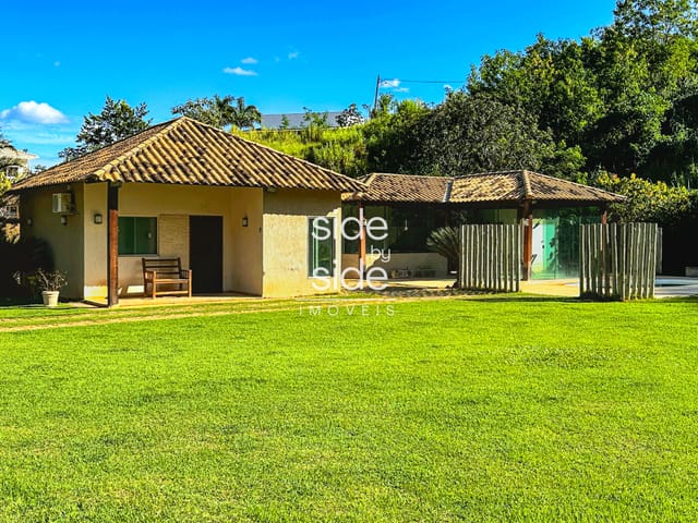 Casa com 1200m² 2 quartos e 2 banheiros, à venda ou para alugar, no bairro Moura Brasil em Três Rios