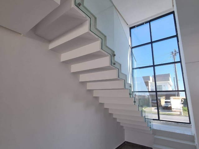 Foto do Casa - R$ 1.590.000 – CASA ALTO PADRÃO À VENDA COM 04 QUARTOS – TERRAS DO ALPHAVILLE – CABO FRIO/RJ | SIGNALIZE CORRETAGEM DE IMOVEIS LTDA