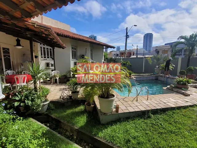 Casa com 980m², à venda, no bairro Batista Campos em Belém
